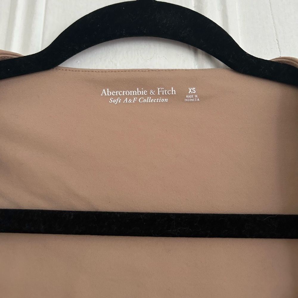 Abercrombie Tan Brown Long Sleeve Bodysuit - Picture 2 of 3